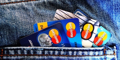 双币信用卡和单币信用卡有什么区别 主要有以下区别